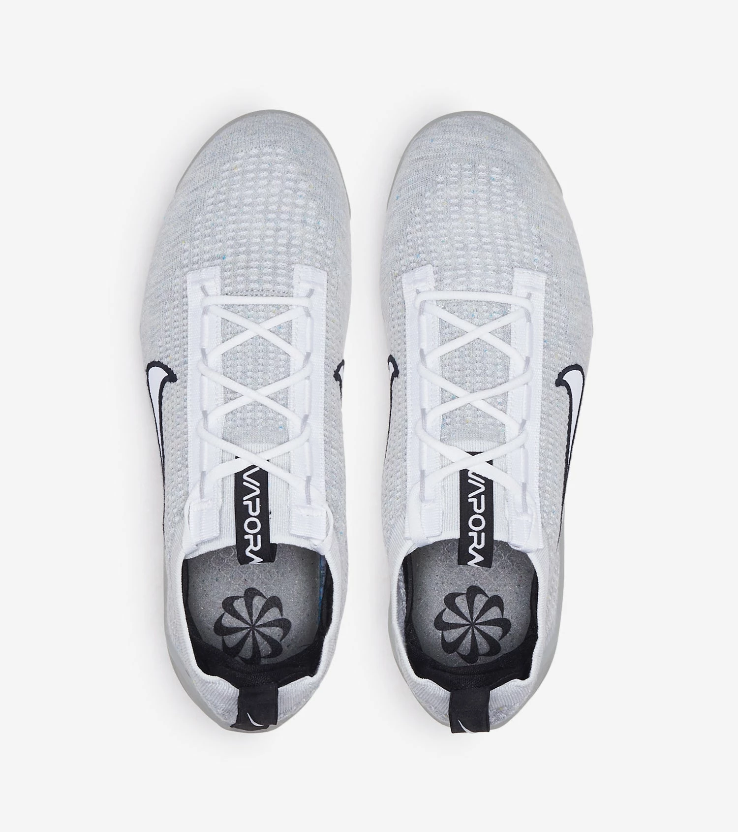 Nike Air VaporMax 2021 FK Monochrome White/Black/Metallic Silver 6 Nike Air VaporMax 2021 FK Monochrome White/Black/Metallic Silver - Image 4