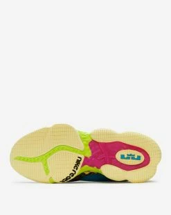 Nike Lebron XIX Low Purple / Doll / Citron Tint 10 Nike Lebron XIX Low Purple / Doll / Citron Tint -Mens New Arivals Sales Shop DM1058 500 4 1800x