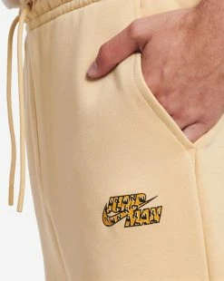 Jordan Flight MVP Fleece Sweatpants Sesame / Black 9 Jordan Flight MVP Fleece Sweatpants Sesame / Black -Mens New Arivals Sales Shop DQ8100 252 4 1800x