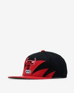 Mitchell And Ness Chicago Bulls Sharktooth Snapback Black | Red -Mens New Arivals Sales Shop HHSS2978CBUYYPPPBKRD 3 1800x