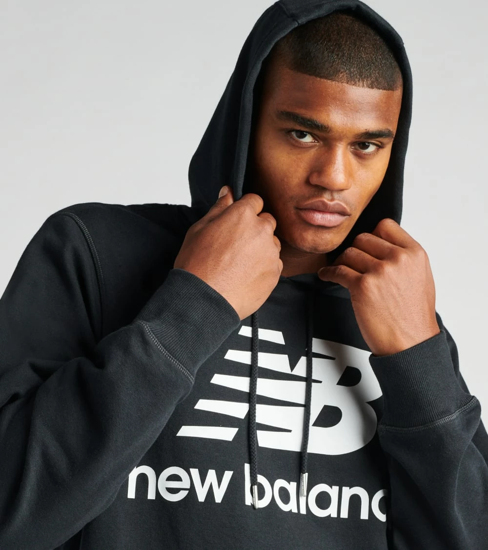 New Balance Essentials Stacked Logo Pullover Hoodie BLACK 4 New Balance Essentials Stacked Logo Pullover Hoodie BLACK - Image 3